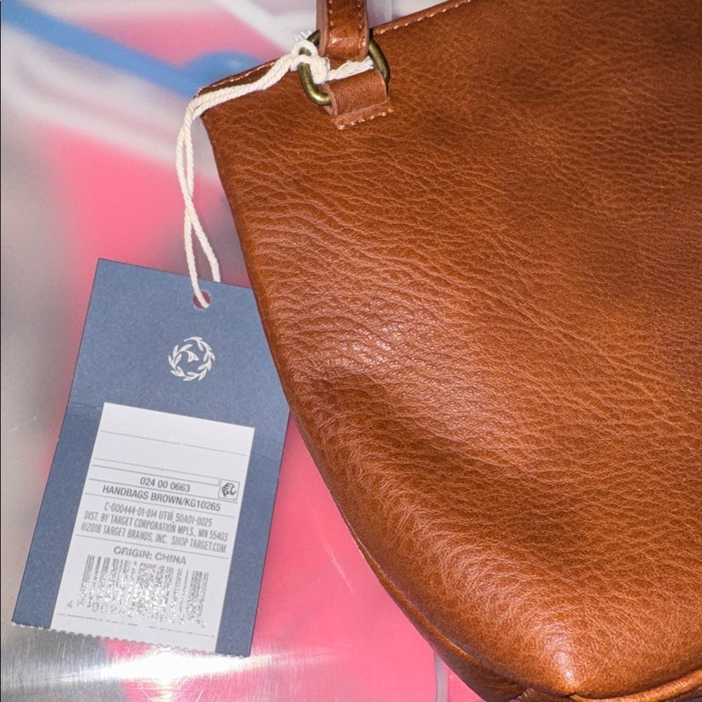 Universal Thread Tan Shoulder Bag - Picture 2 of 4